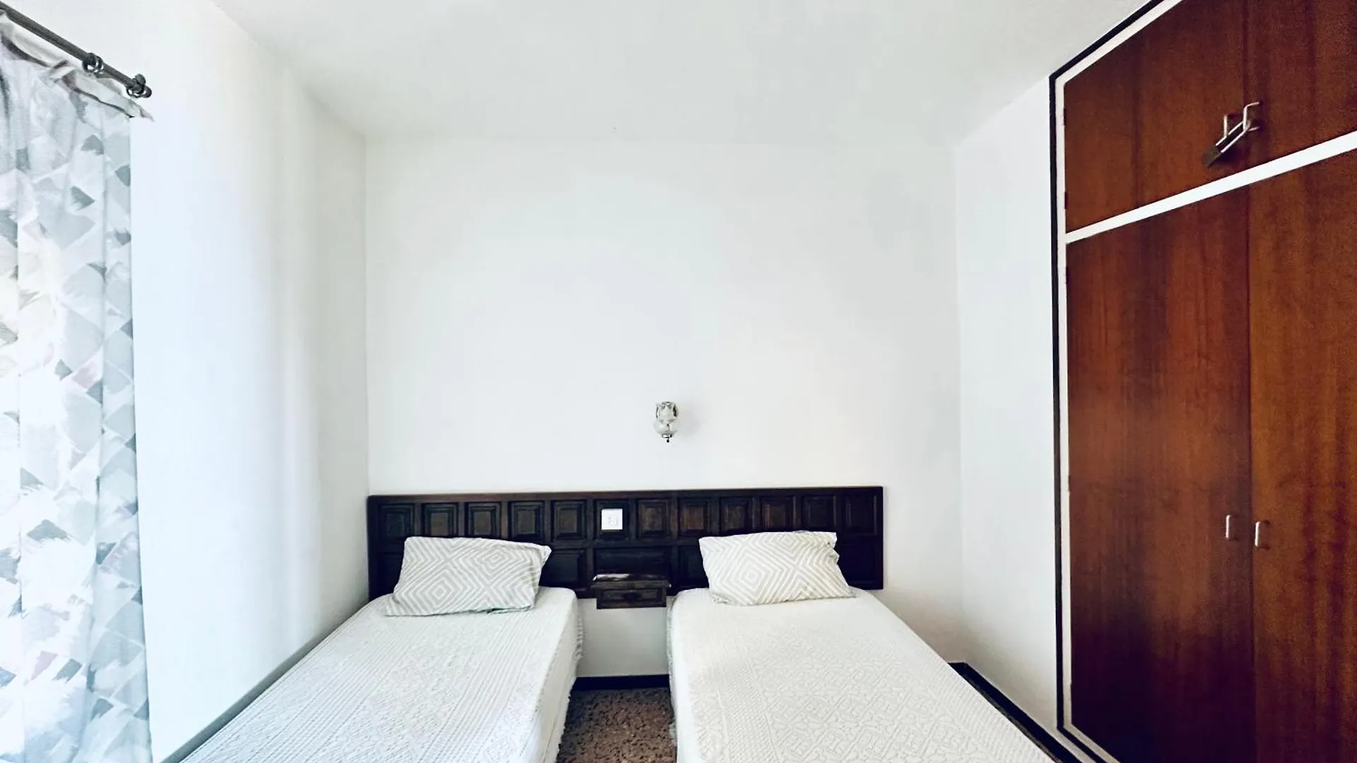 Apartamento Global Immo 3265 EL SOL 28 Rosas